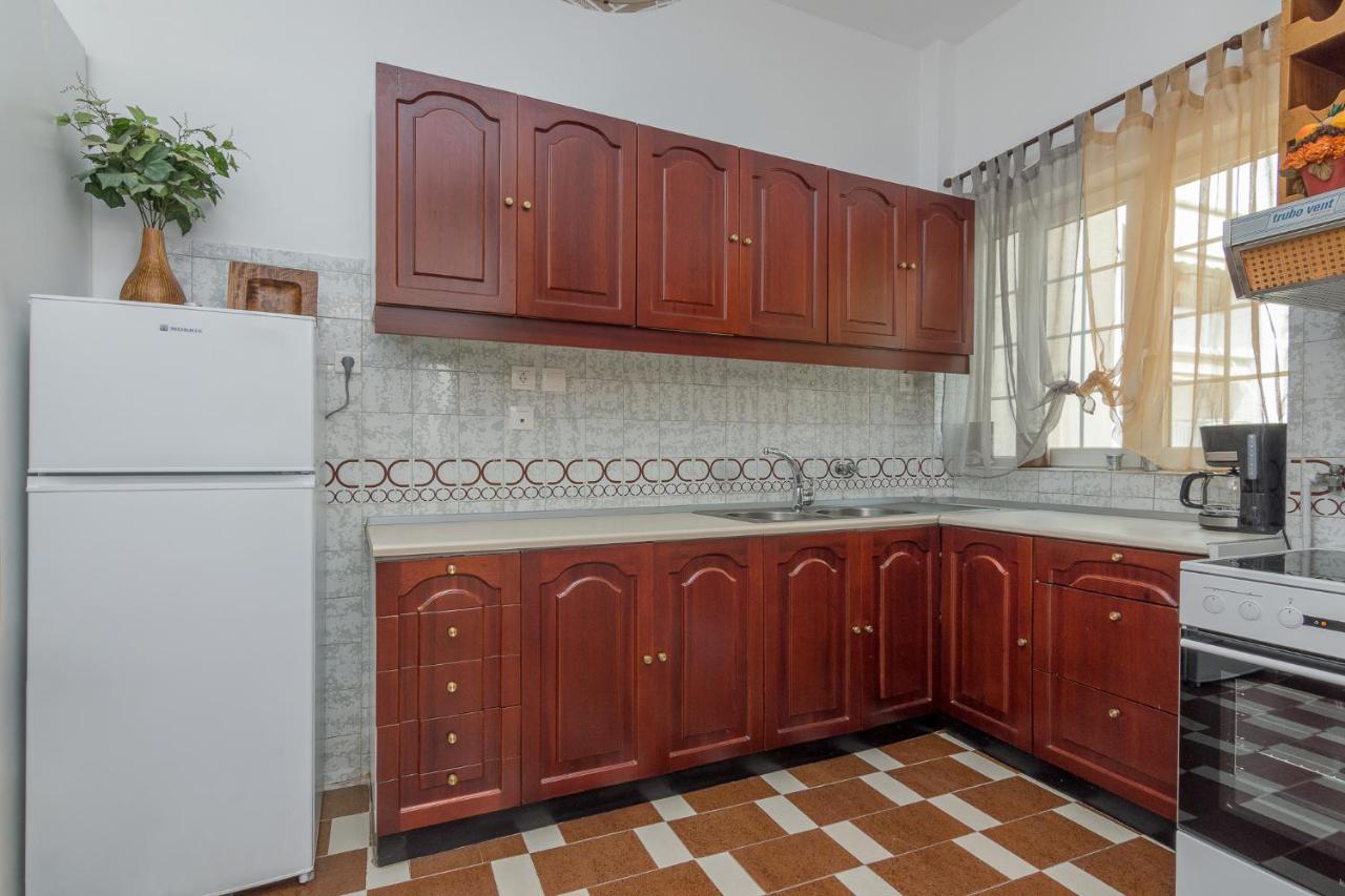 אתונה Nice 2Bedroom Apartment In Pagkrati מראה חיצוני תמונה